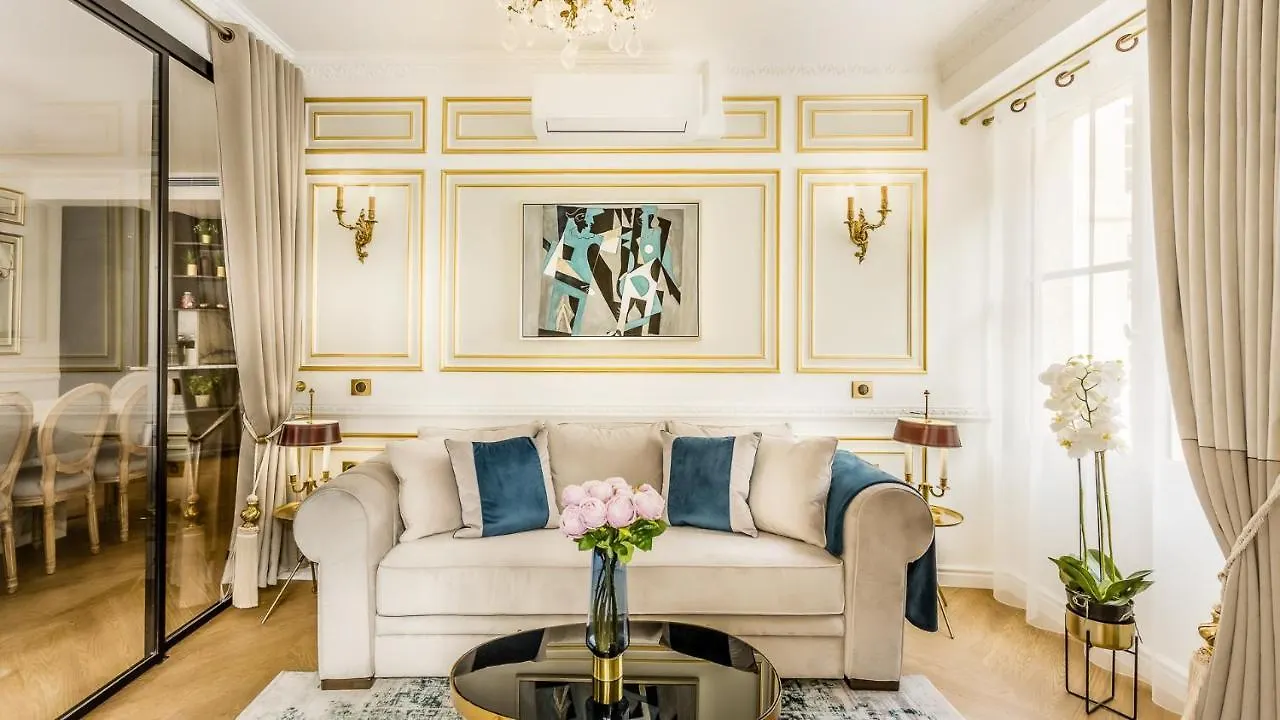 Appartement Merveil Signature - Valois - Louvre View Parijs