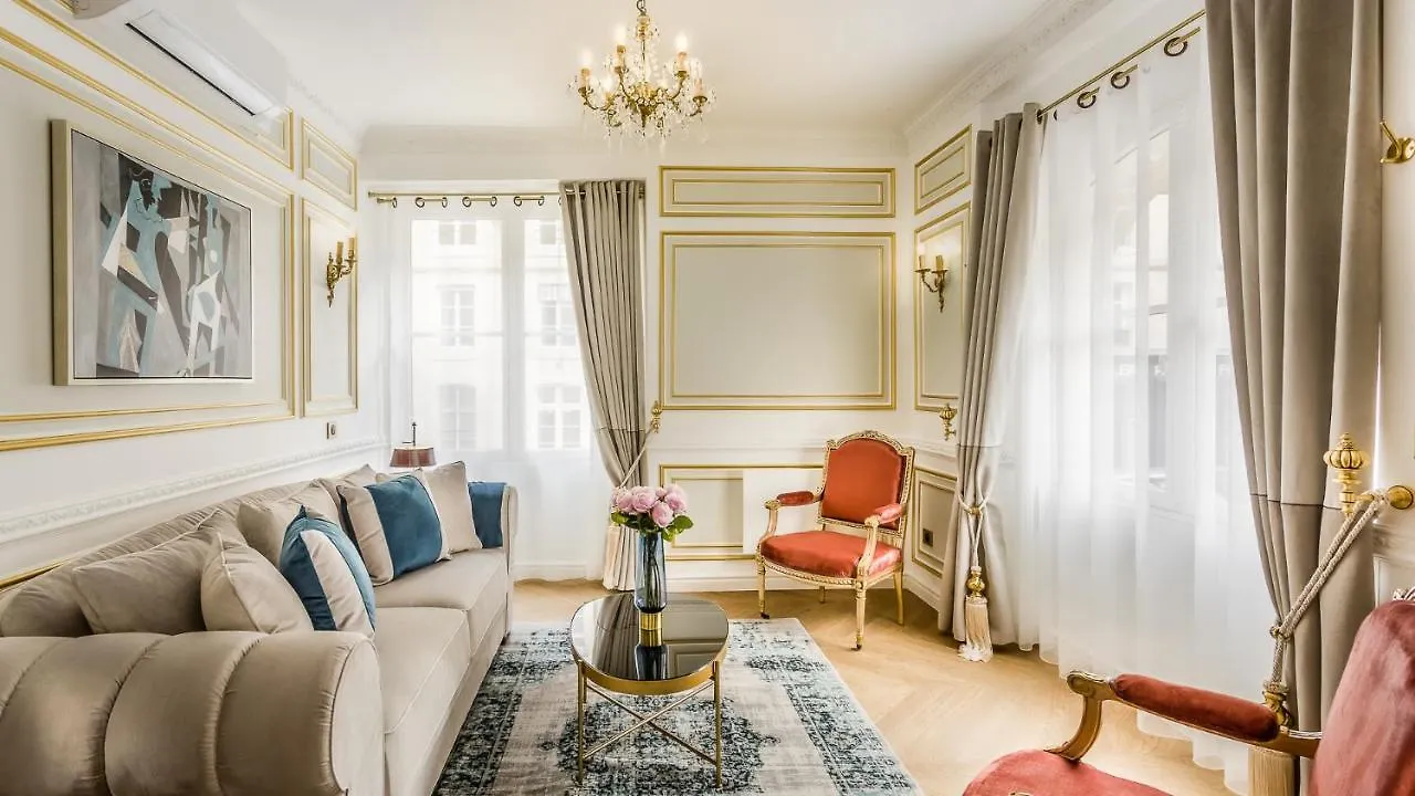 Appartement Merveil Signature - Valois - Louvre View Parijs