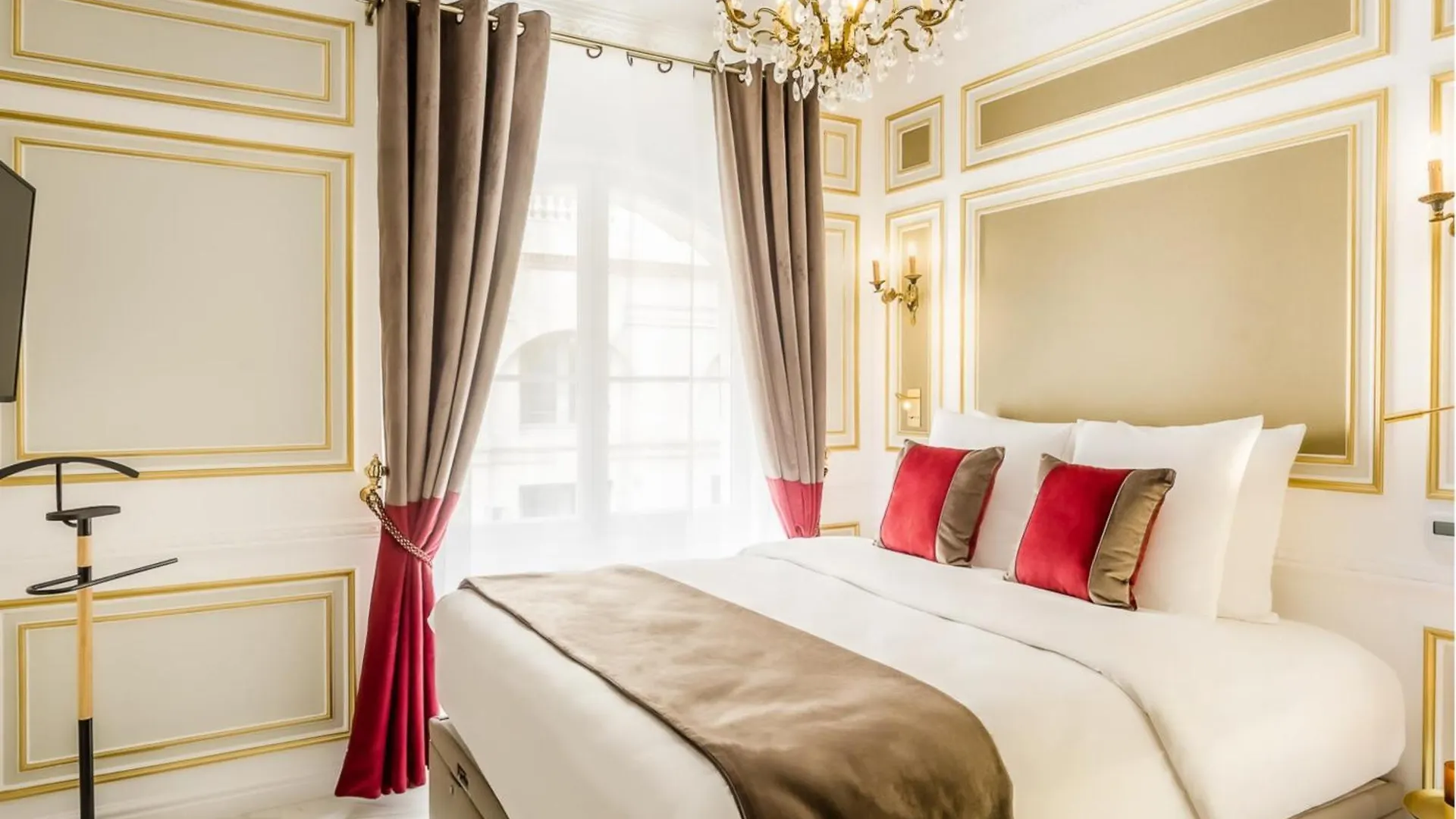 Merveil Signature - Valois - Louvre View Apartment