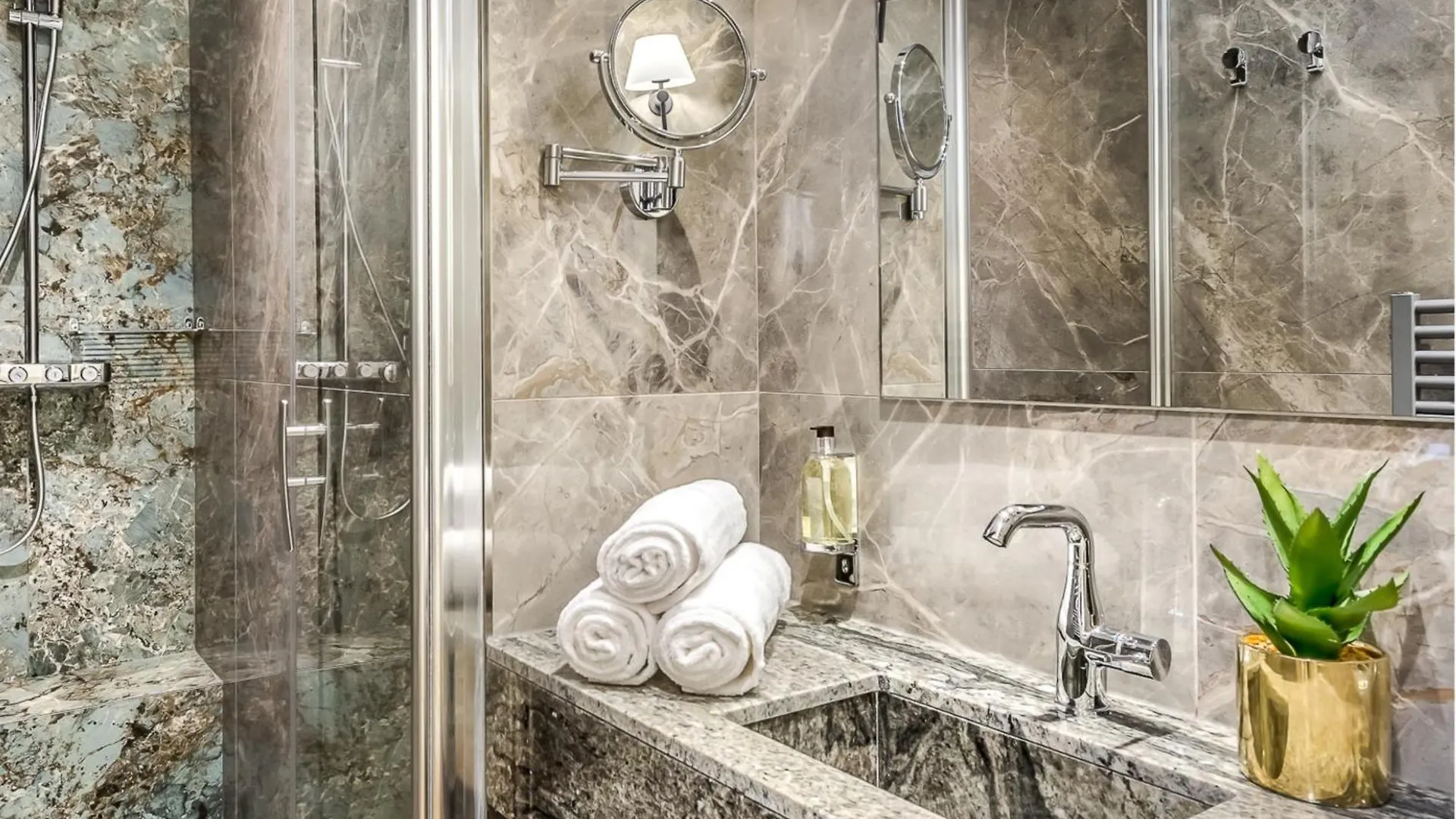 Apartment Merveil Signature - Valois - Louvre View Paris